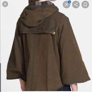 Barbour Dales Waxed Hooded Cape- olive